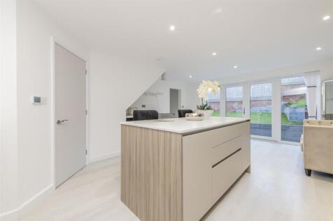 Jacques Road, Burton Latimer, Kettering photo 4