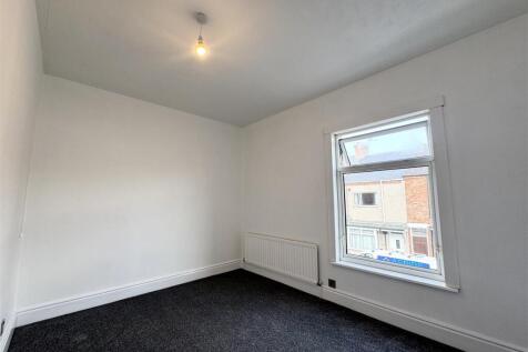 Wolsingham Terrace, Darlington photo 5