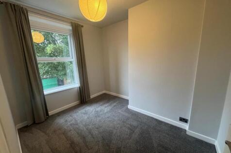 Allen Croft, Birkenshaw, Bradford photo 5