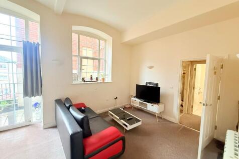 8 Sherborne Road, Yeovil, BA21 photo 2