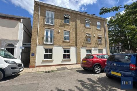 2 Bedroom Flat in NN1 5EX