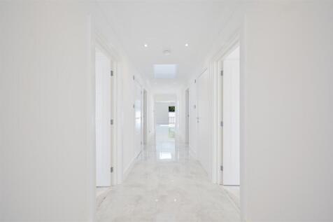 CLAREMONT GARDENS, 22- (10).jpg