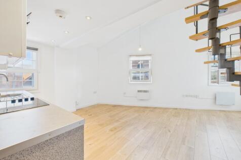 CAM02119G0-PR0494-STILL006