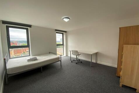 305 West One Space, City Centre, S1 photo 3