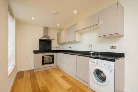116 London Road (2)