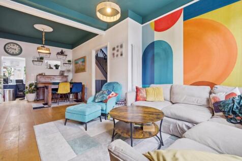 Double Reception Room