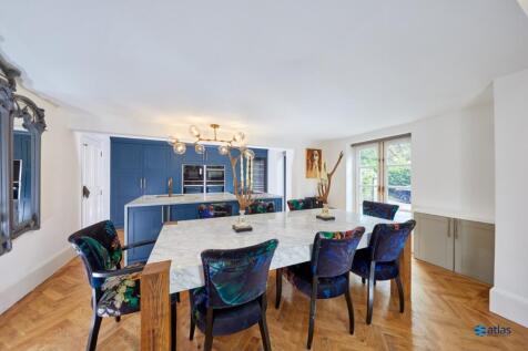 Dining Area / Kitchen
