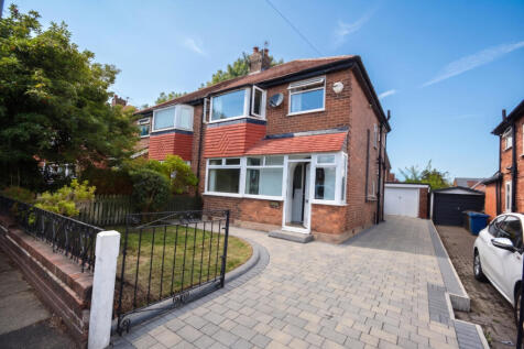 3 Bedroom Semi Detached for rent