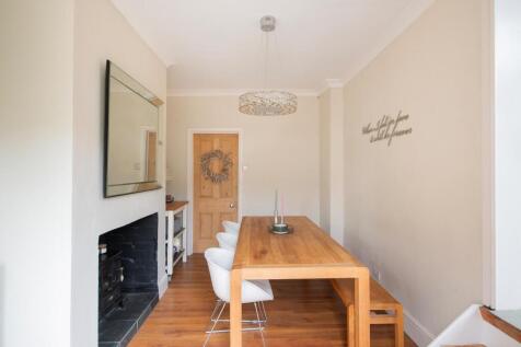 0C8RKE - Dining Room B.jpg