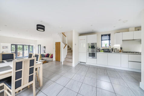 1345301-10-68b1d7...