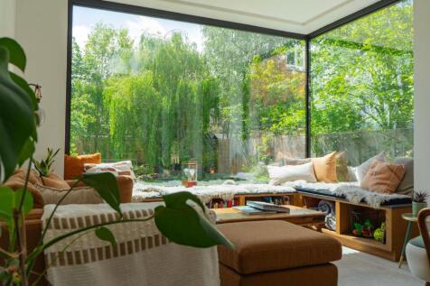 Extended Open-Plan Fitted Kitchen Dining Room