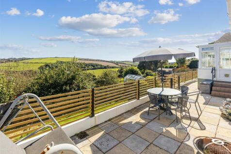 A03 - 13 Town Park, Loddiswell - 250922.jpg