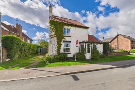 3 Bedroom Detached House - For Sale