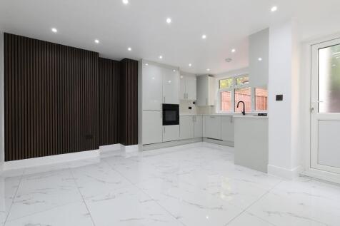 Open Plan Kitchen - Living Room