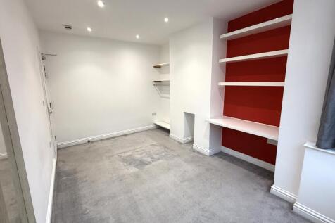 ROOM 4