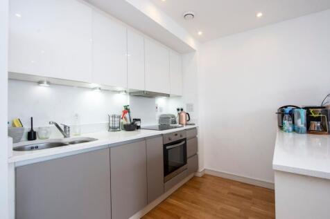 Reception/Kitchen