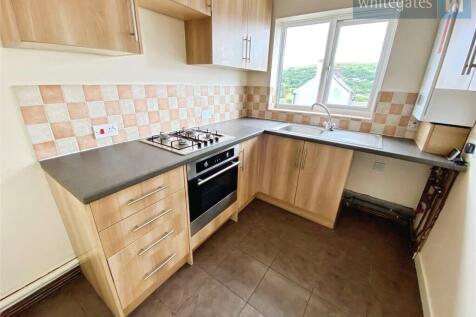 Nant Court, Park Road, Coedpoeth, Wrexham photo 5