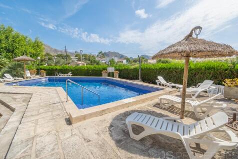 Ground floor apartment for sale in Puerto Pollensa 