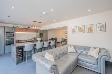 Kitchen/Family Room