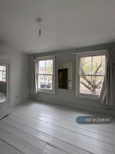 Middle Floor Bedroom 