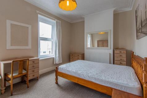 Angus Street 79-9.jpg