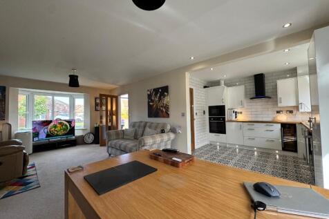 Acorn Court, Redcar, North Yorkshire, TS10 photo 5