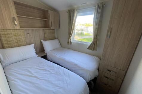 2 Bedroom Static Home for Sale in Monkton By Guild