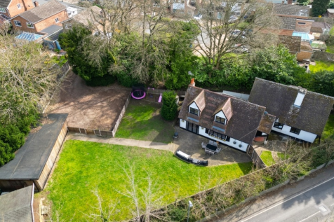 Click to visit Rightmove listing