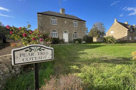 Studio detached on Tixover, Stamford, £1,695/mo