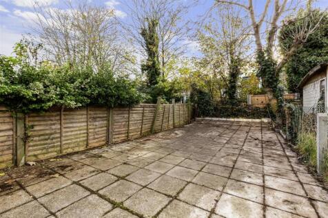 BARNFIELD LODGE (12).jpg