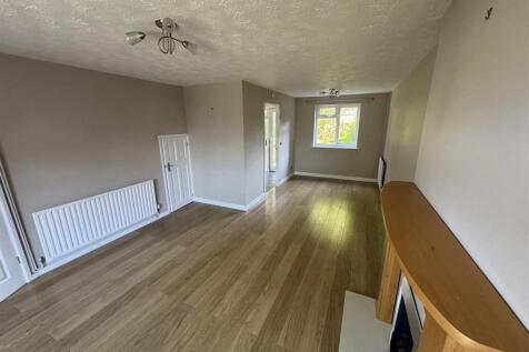 Chelsea Close, Glen Parva, Leicester photo 3