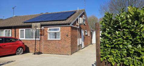 Stunning 3-Bedroom Family Bungalow with Show-Stop