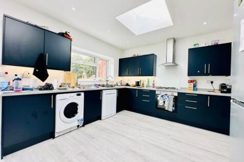 Harrington Drive, Lenton photo 3