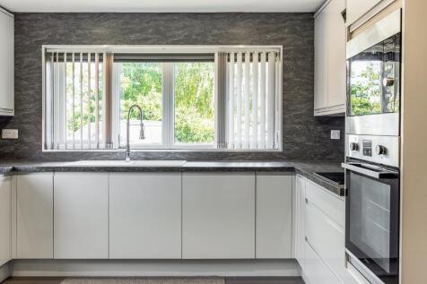 18 The Brambles (Holbeach)-25.jpg