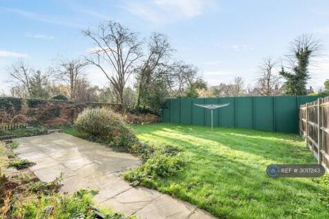 Rear Communal Garden