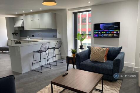 Large Lounge And Kitchen