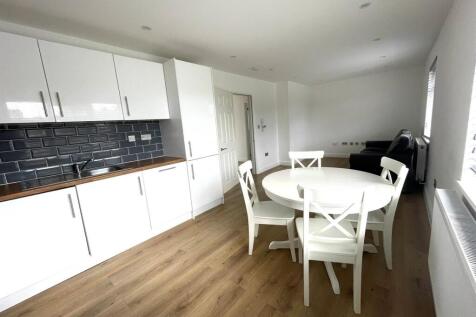 kitchen 159 hendon way.jpg