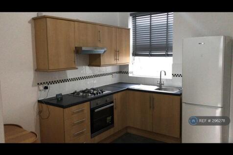 Fully Fitted Modern Kitchen