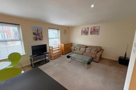 IVYGATE, PALMERSTON ROAD - NN1 photo 3