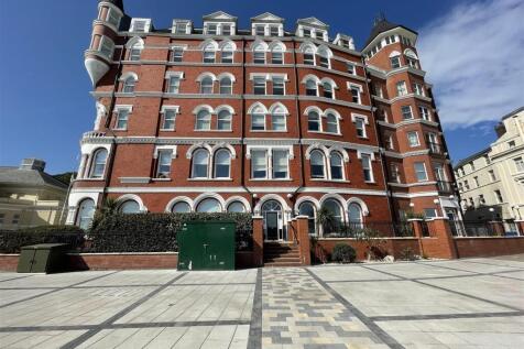 15 Central Apartments.jpg