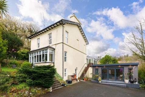 Click to visit Rightmove listing