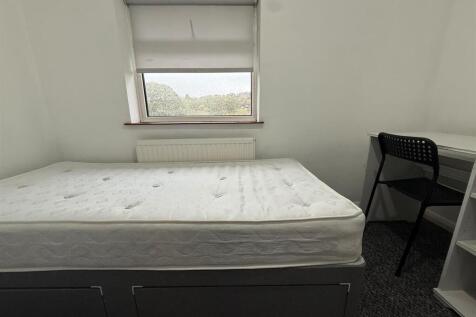 Heath Hill Avenue photo 5