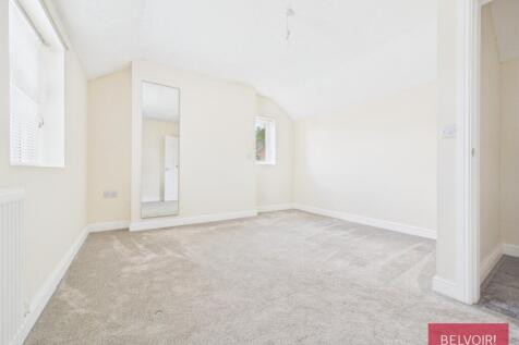 Railway Road, Cefn Mawr, LL14 photo 5