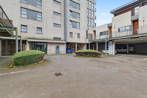 9 Muirhouse Stree...