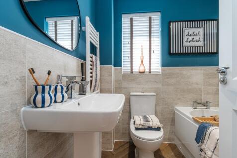 Interior view of the bathroom in our 4 bed Kingsley home