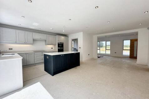 Family Dining Kitchen