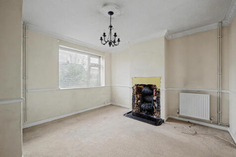 16 Devon Drive, Chandlers Ford, Eastleigh, SO53 3GN