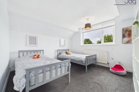 Double Bedroom 3