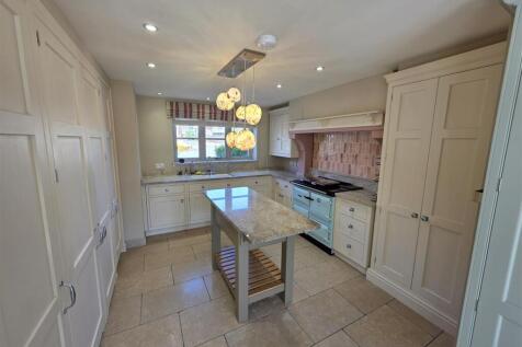 Dobb Brow Road, Westhoughton, Bolton photo 5