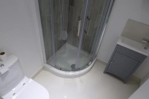 Shower Room.jpg